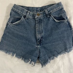 BLUE JEAN SHORTS